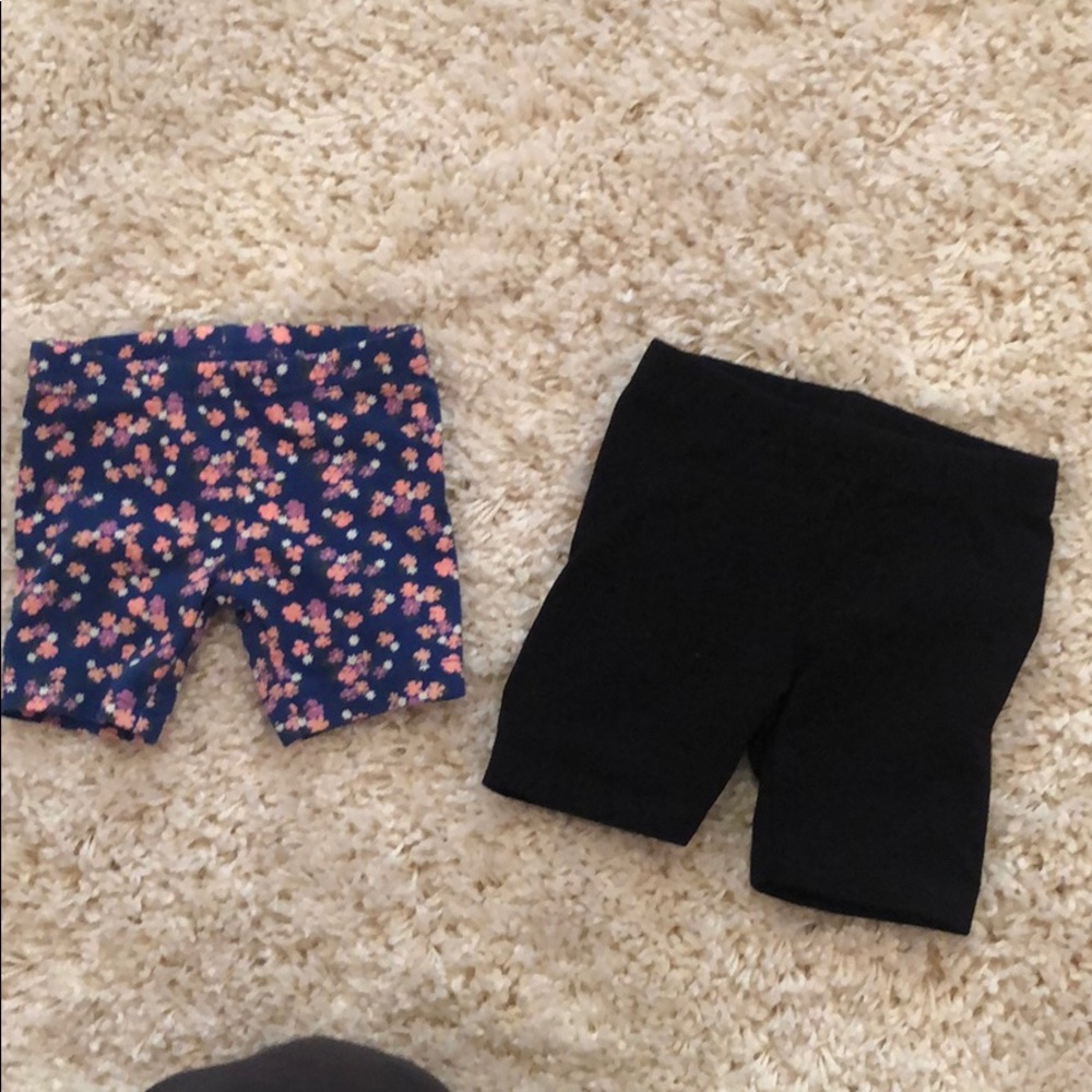 Never worn Carters Children’s place 6-9 months
